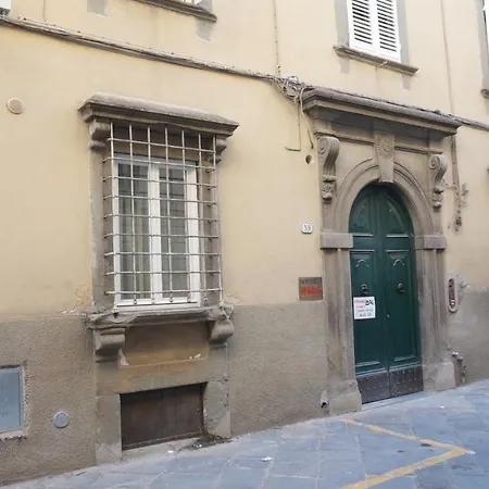 Silvia Apartment Lucca
